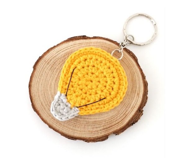 Light Bulb Keychain Amigurumi FREE PATTERN