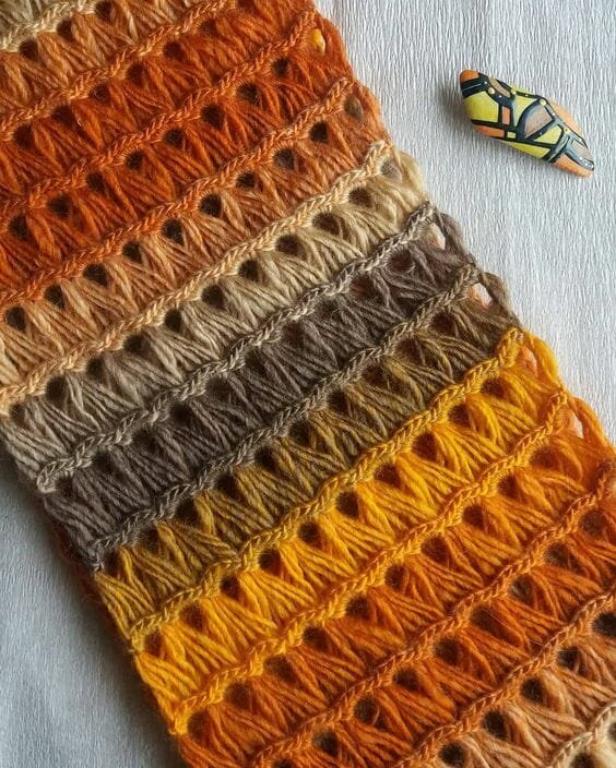 FREE PATTERN Crochet Broomstick Scarf