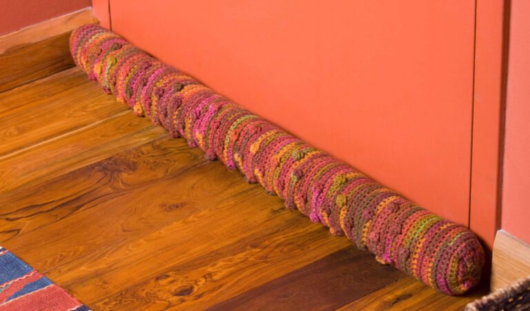 Weatherstrip for Doors in Crochet FREE PATTERN