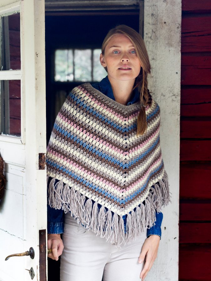 FREE PATTERN Russian Flower Poncho in Crochet