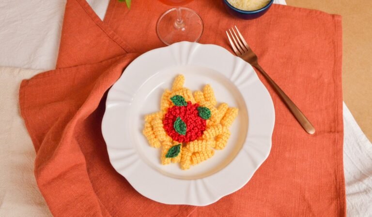 FREE PATTERN Fusilli Amigurumi Pasta