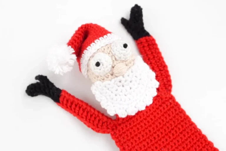 Amigurumi Santa Bookmark Crochet Pattern