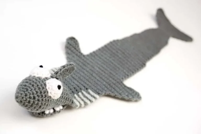 Amigurumi Shark Bookmark Crochet Pattern