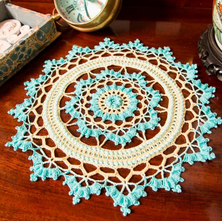 FREE PATTERN Centro de Mesa Flores de Invierno in Crochet