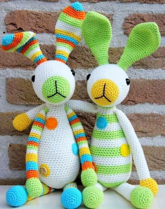 FREE PATTERN Rainbow Bunnies Amigurumi Toys