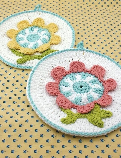 FREE PATTERN Crochet Country Flowers Coasters