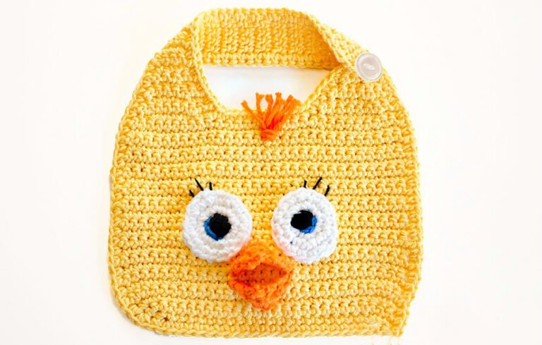 FREE PATTERN Bib with Crochet Chick Design