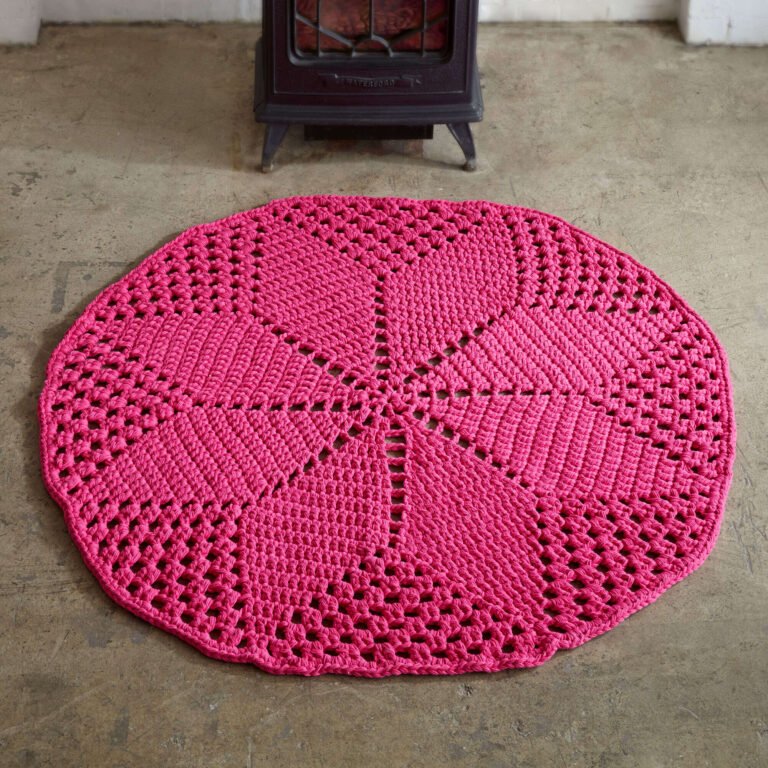 Crochet Dimitri 8-Point Flower Rug FREE PATTERN