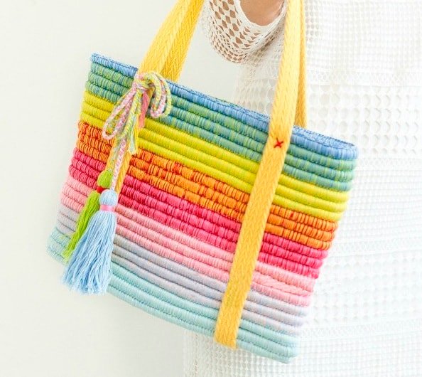 Multicolor Bloom Bag in Crochet FREE PATTERN