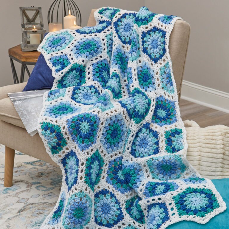 FREE PATTERN Crochet Floral Hexagons Blanket