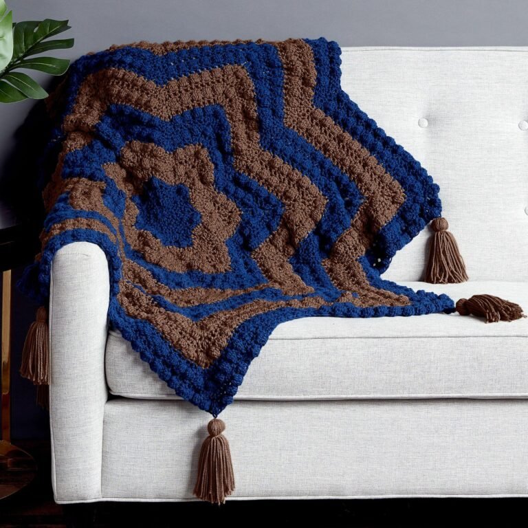 Crochet Star Blanket with Tassels FREE PATTERN