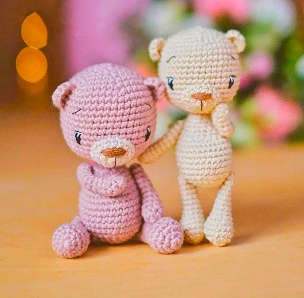 FREE PATTERN Amigurumi Bear Keychain step by step