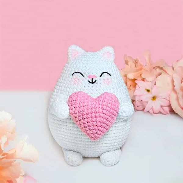 Loving Belly Kitten Amigurumi Toy FREE PATTERN