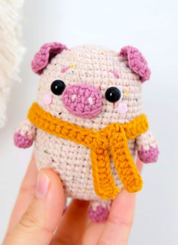 Poppy Pig Amigurumi Toy FREE PATTERN