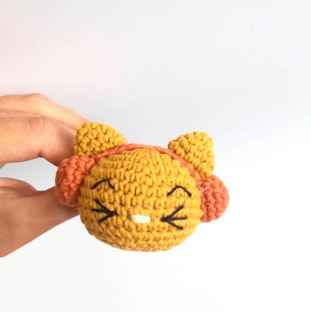 Kitten with Headphones Amigurumi FREE PATTERN