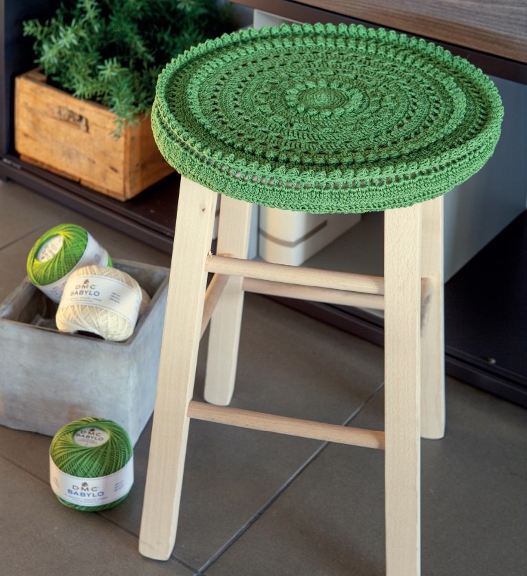 Crochet Bonn Stool Cover FREE PATTERN