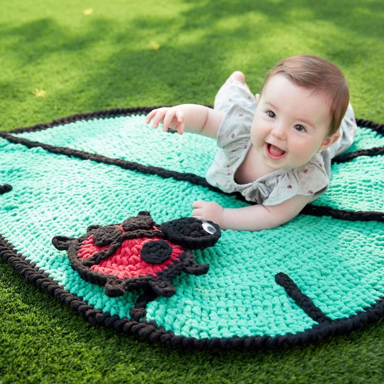 🐞 Crochet Wild Leaf Rug FREE PATTERN