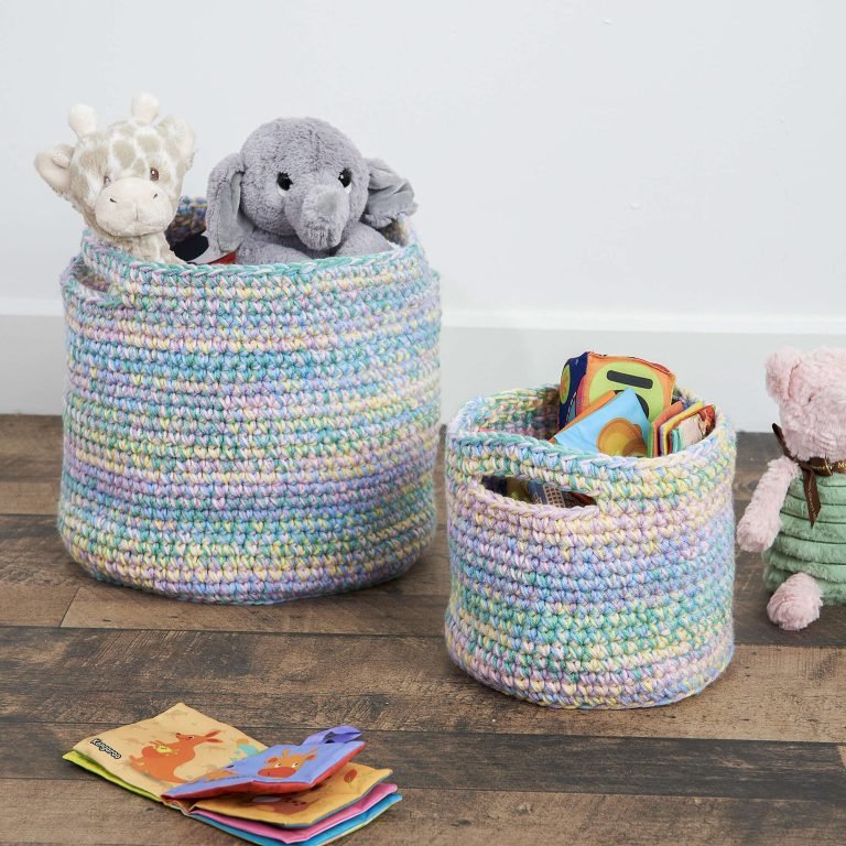 FREE PATTERN Crochet Color Block Baskets