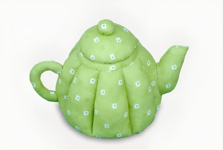 DIY Teapot Storage. Pattern & Tutorial